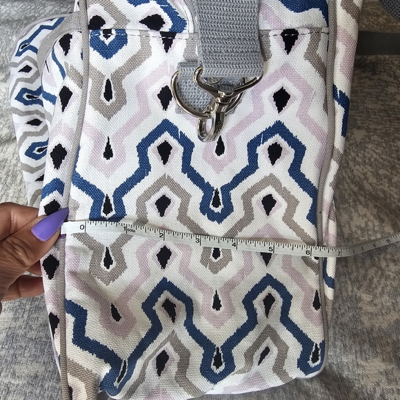 Tote - Picture 4 of 6